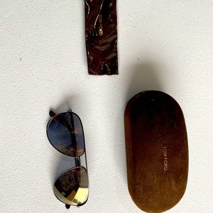Tom Ford aviator sunglasses.